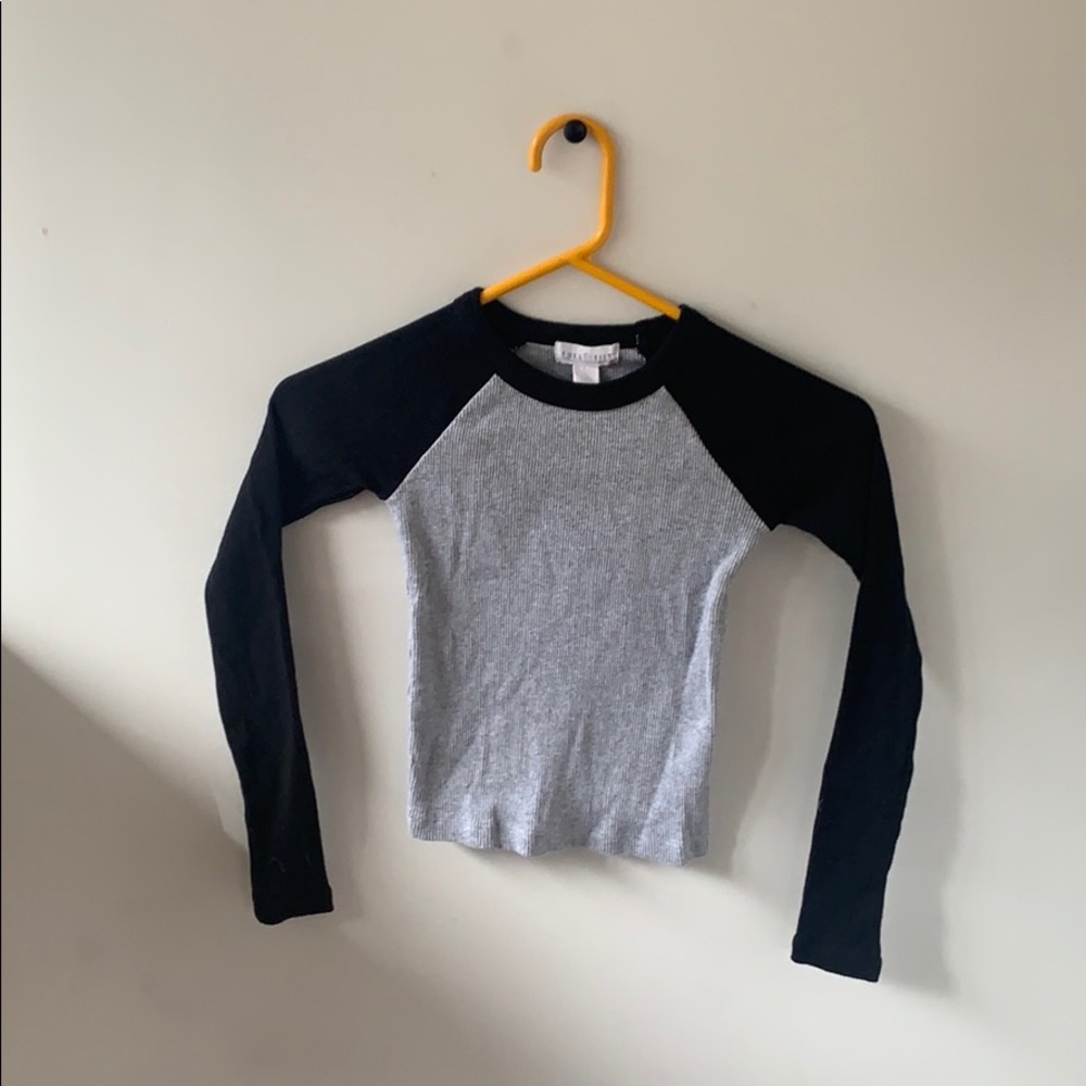 Long Sleeve Gray and Black Shirt White Fawn a